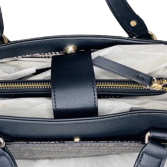 NWT Juicy Couture Flawless Tote Black Gothic Logo Canvas $99 - Picture 6 of 7